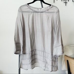 🌟Grey Blouse with Embroidery Detail - M🌟